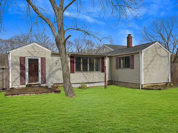 3rd image of 27 Rose Pl