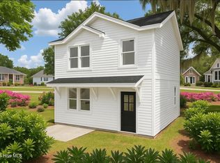 1915 Daniel Boone Trl, Wilmington, NC 28411