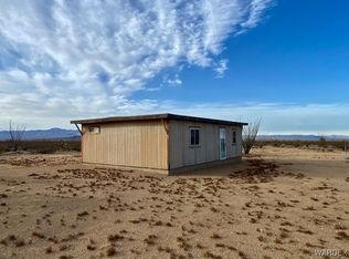 1776 W Bronco Dr, Yucca, AZ 86438