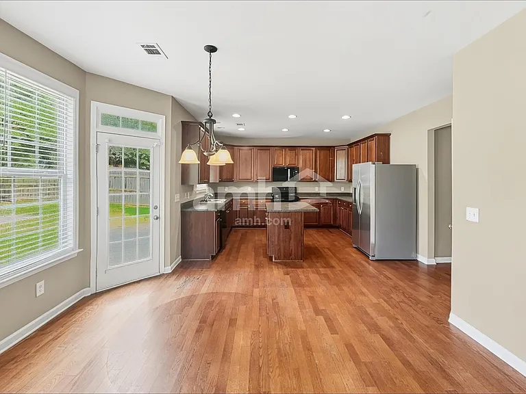 1830 Madrid Falls Dr — Photo 4