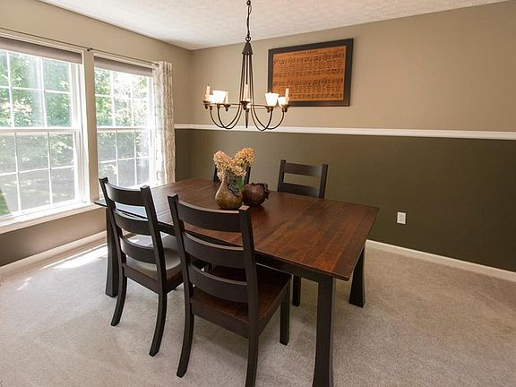 3rd image of 3308 Persimmon Ln
