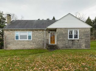 71 Hornbeck Rd, Poughkeepsie, NY 12603