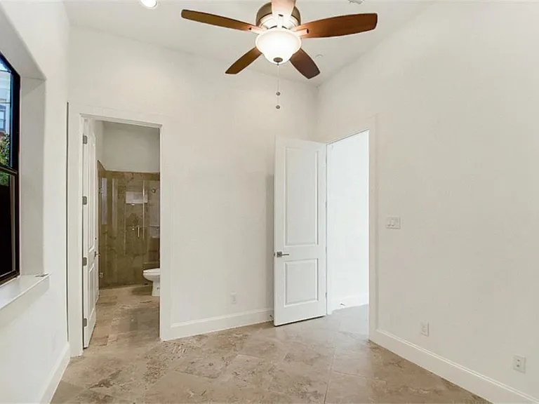 1120 Columbus St #D — Photo 3