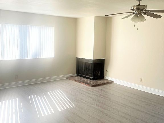 2nd image of 1702 E Flora St