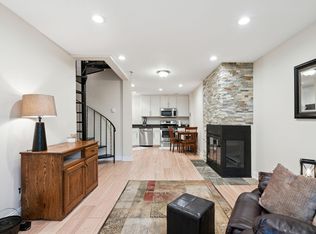 2040 Ridge Dr APT 12, Saint Louis Park, MN 55416