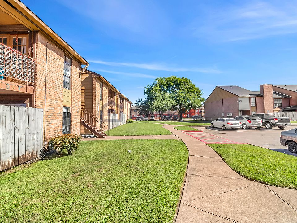 1st image of 9090 S Braeswood Blvd APT 26