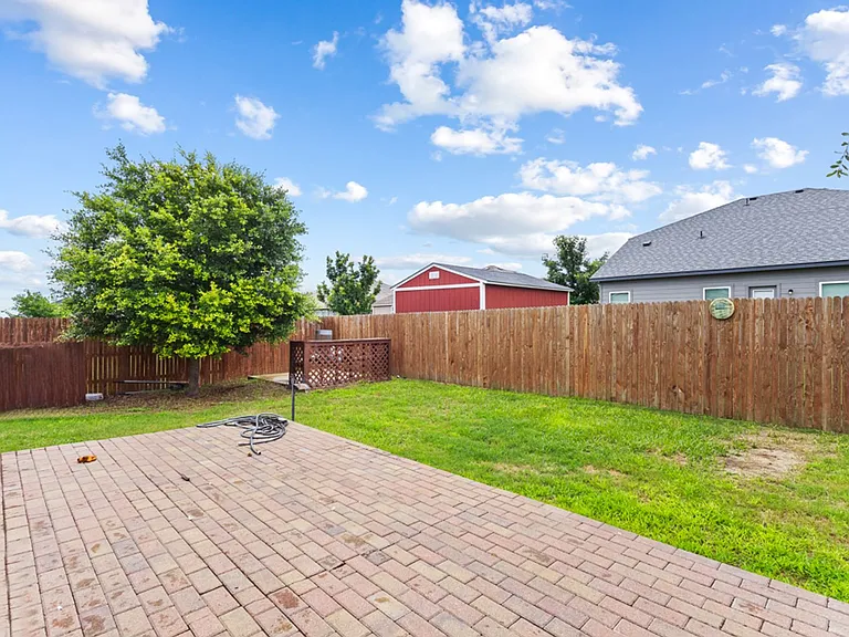 1533 Redbridge Dr — Photo 25
