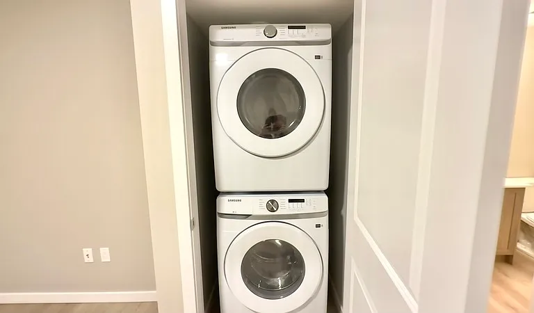 482 Edgemont Dr NW #BASEMENT — Photo 6