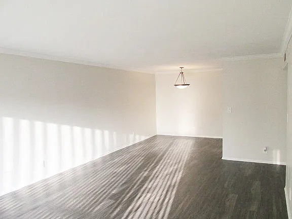 Fairview Apartments — Photo 7