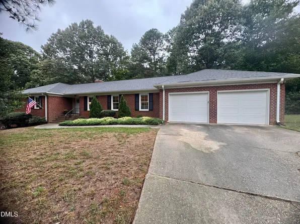 6317 Winthrop Dr, Raleigh, NC 27612