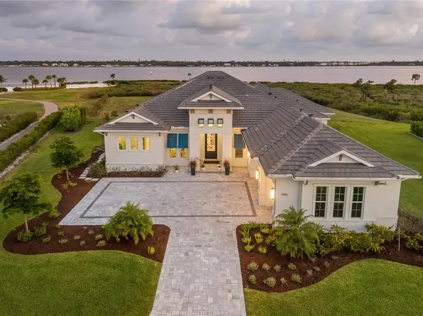 1905 4th St E, Palmetto, FL 34221