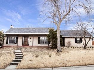 705 Elmhurst Dr, Saint Charles, MO 63301