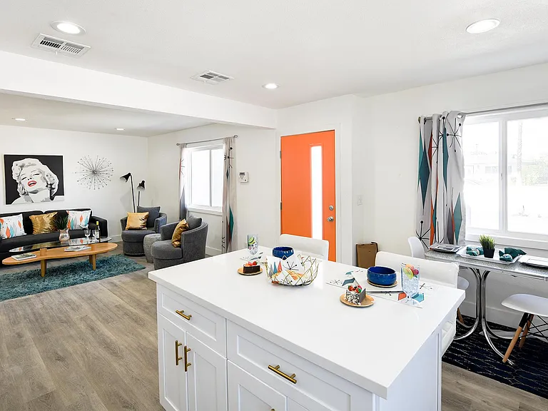 365 W Palm Vista Dr — Photo 10
