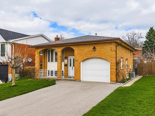 117 Stonyburn Cres, Cambridge, ON N1R 7X2