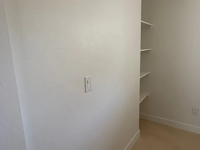 770 S Bryant Ave — Photo 8