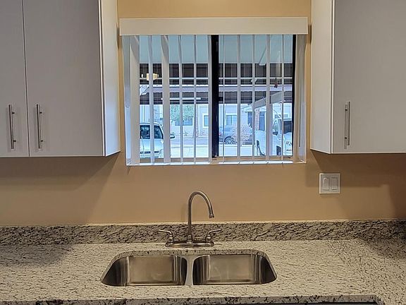 2nd image of 324 N 14th Ave #6