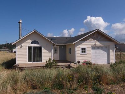 614 NW Inn Way, Waldport, OR, 97394