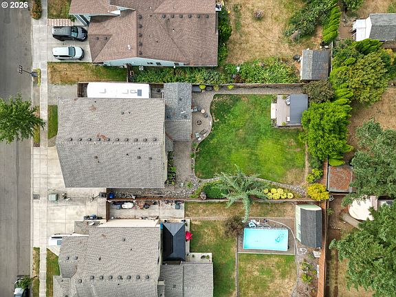 3rd image of 2316 NW 4th Ave