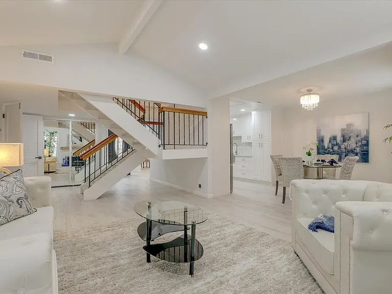4746 Eagle Lake Dr — Photo 23