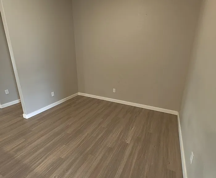 2703 Ranch Ave — Photo 9