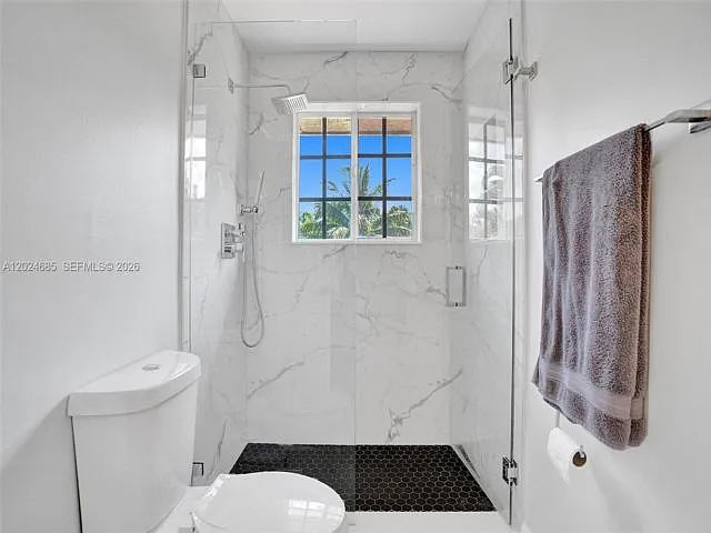 2526 Hunters Run Way — Photo 11