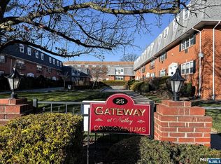 25 River Rd #18, Nutley, NJ 07110