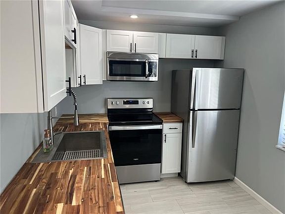 2nd image of 9480 Tangerine Pl APT 304