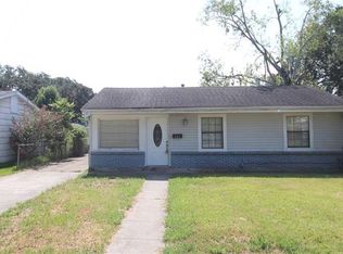 305 Madelyn Ln, New Orleans, LA 70123