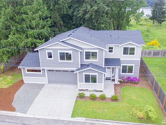 This home is just one block east of Silver Lake.  Shows like new - Pride of ownership home!