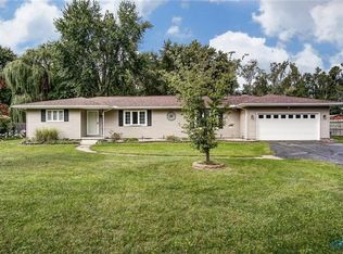 6440 Blossman Rd, Toledo, OH 43617