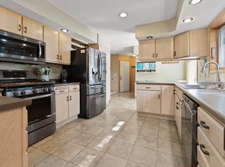 1425 Edgewater Dr, Pierre, SD 57501