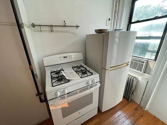 Rented by Alpha Properties NYC I LLC | media 9