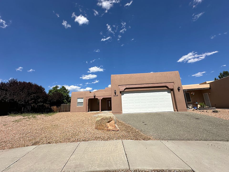 Curbside View, Front Porch, 2 Car Garage