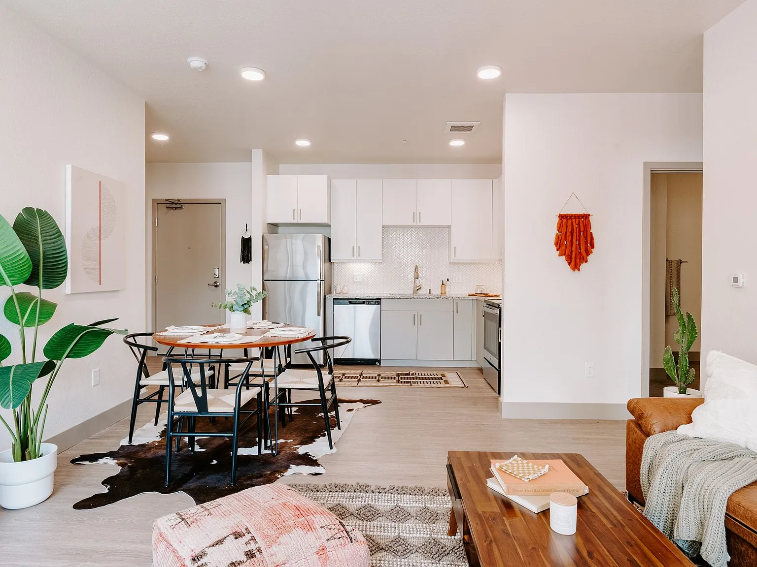 Vina Apartments — Photo 4