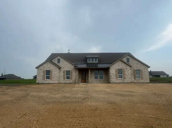 709 Water Side Dr, Van Alstyne, TX 75495