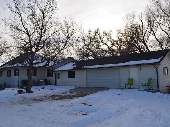 4th image of 3074 Lake Elmo Dr