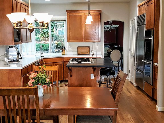 5th image of 15011 SE 54th Pl
