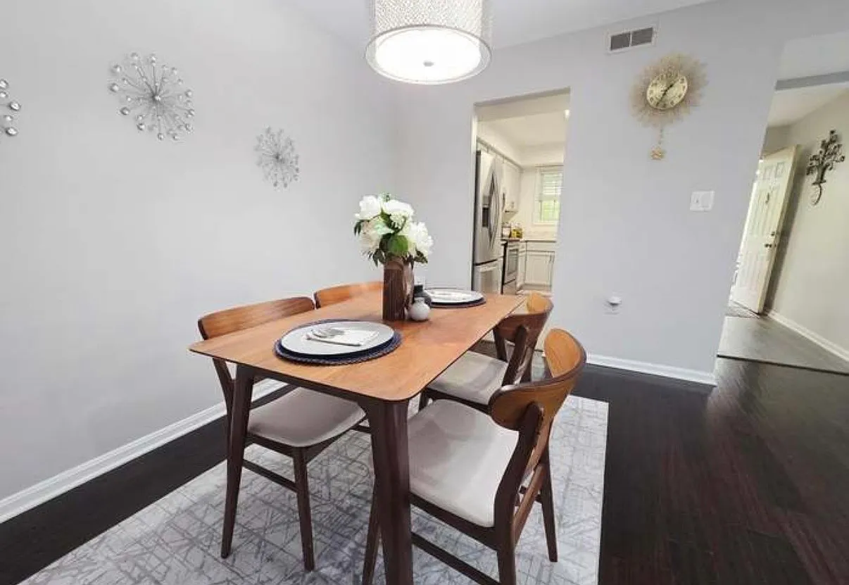2 bed, 1105 sqft, $2,199 — Photo 4