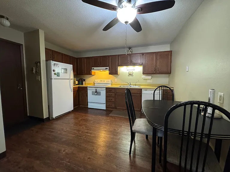 3712 S Terry Ave #201 — Photo 4