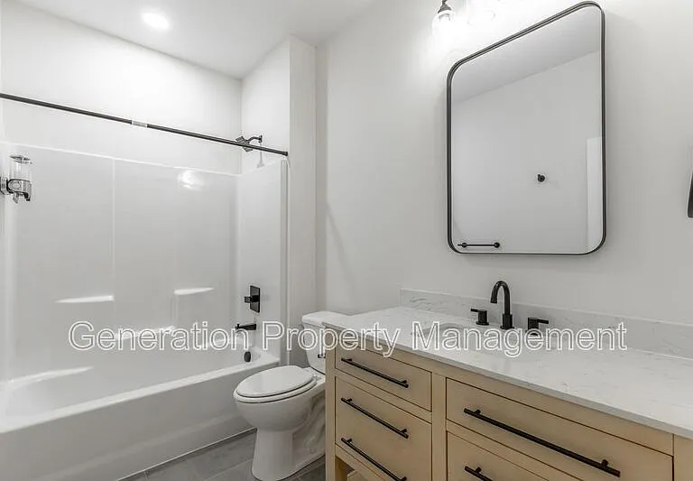 1124 Garfield St #A — Photo 26