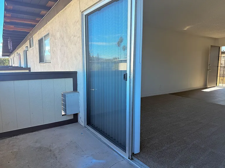 Oak Valley Apartments — Photo 33