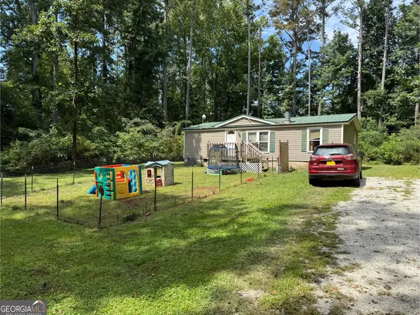 40 Cherokee Cir, Buchanan, GA 30113