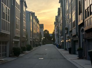 598 Broadview Pl NE, Atlanta, GA 30324