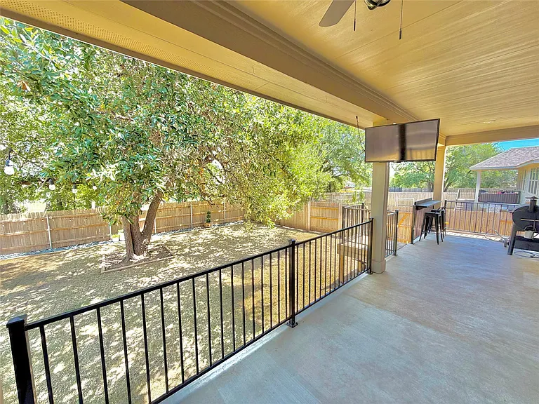 191 Goshen Dr — Photo 16