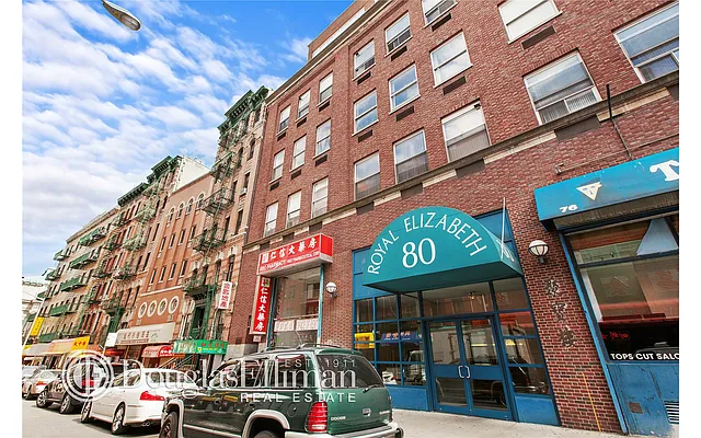 Rented by Douglas Elliman | media 23