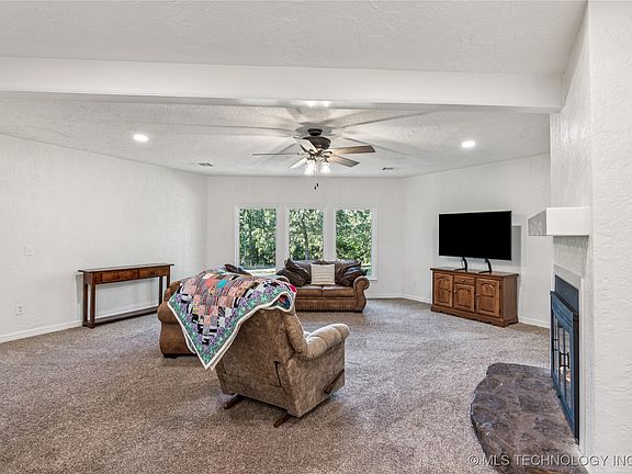 2nd image of 2389 Timberlane Ridge Rd