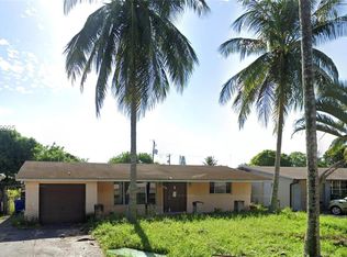 2655 Utopia Dr, Hollywood, FL 33023