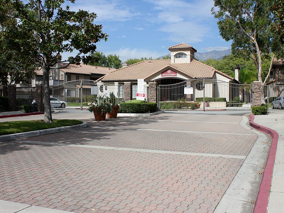 Welcome to Victoria Heights!
