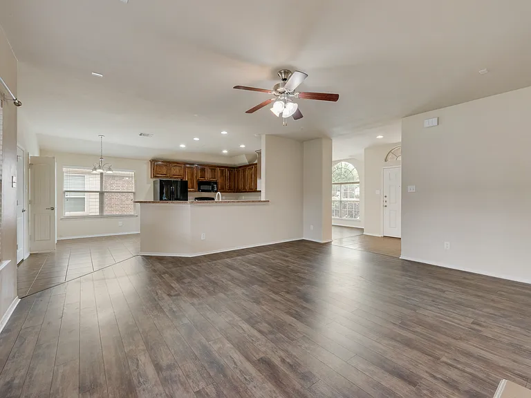 1077 Hampton Bay Dr — Photo 11