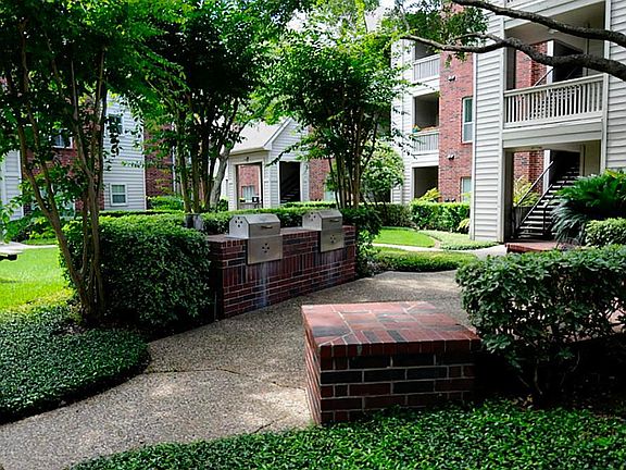 3rd image of 1330 Old Spanish Trl APT 8302
